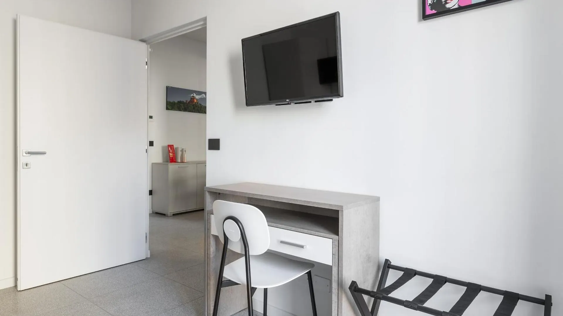 Capo Di Lucca White Apartments By Wonderful Italy Bolonia